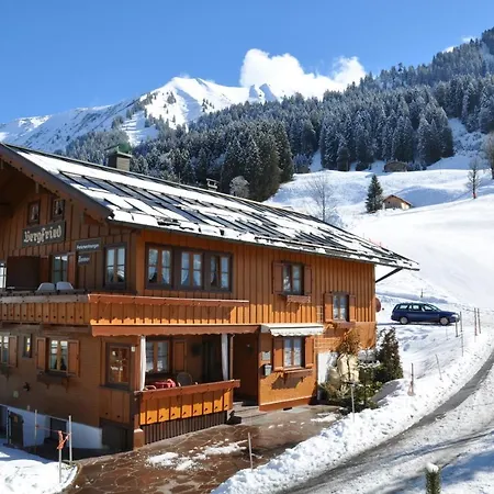 Apartment Das Bergfried - Urlaub Zentral Und Ruhig!