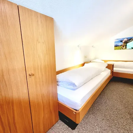 Das Bergfried - Urlaub Zentral Und Ruhig! Lägenhet